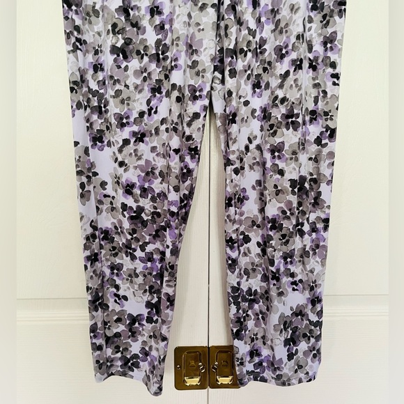 {Simply Vera Vera Wang} Pajama Top and Pants Matching Set in Purple - Small - Picture 11 of 15